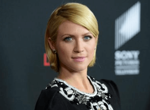 Brittany Snow Net Worth